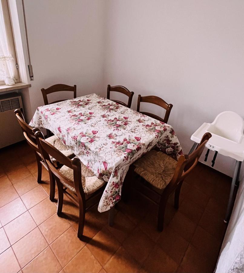 Apartment Al Lago, Torri del Benaco Kültér fotó